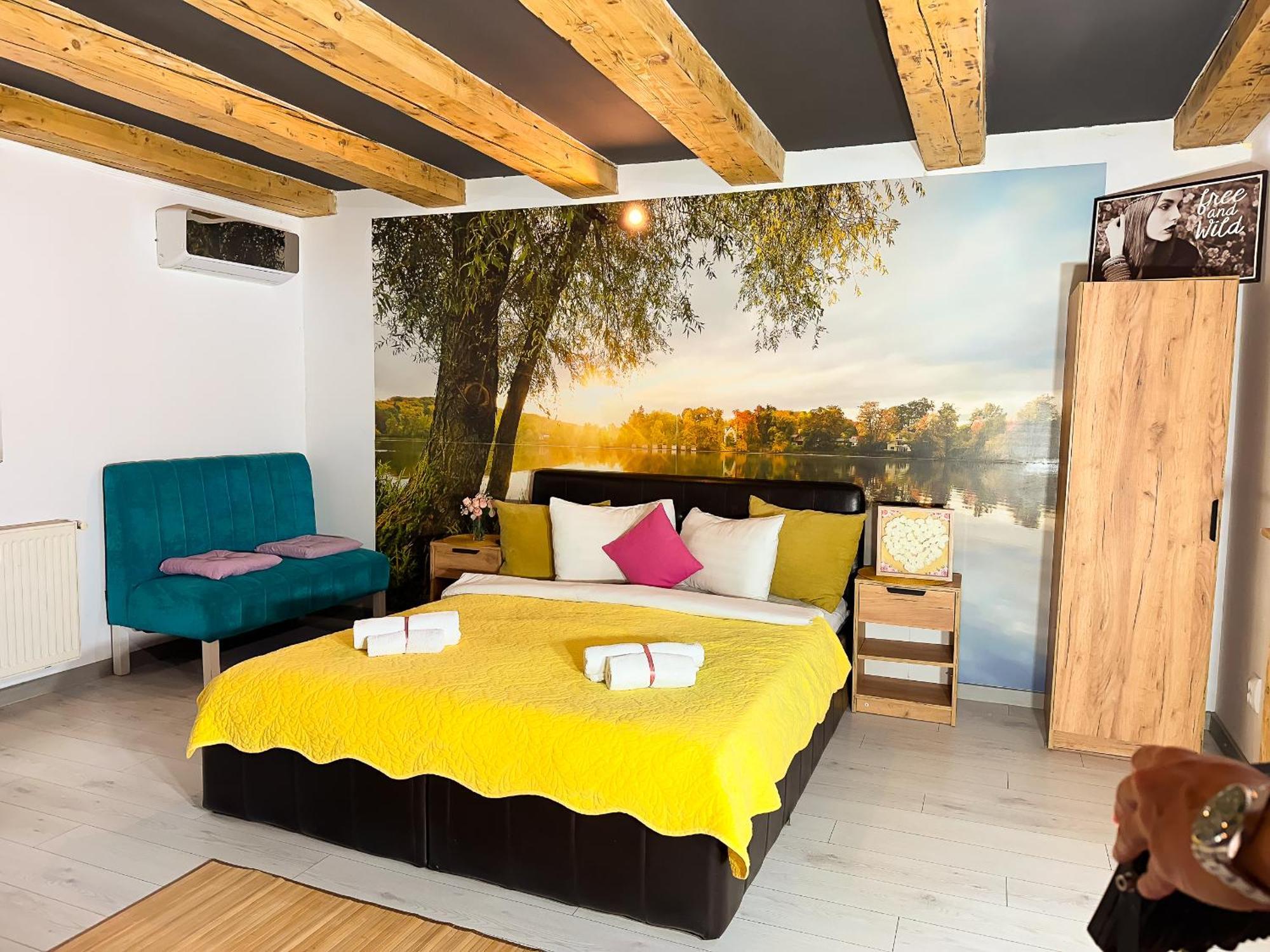 Venus Central Lux Studio Craiova Exterior photo